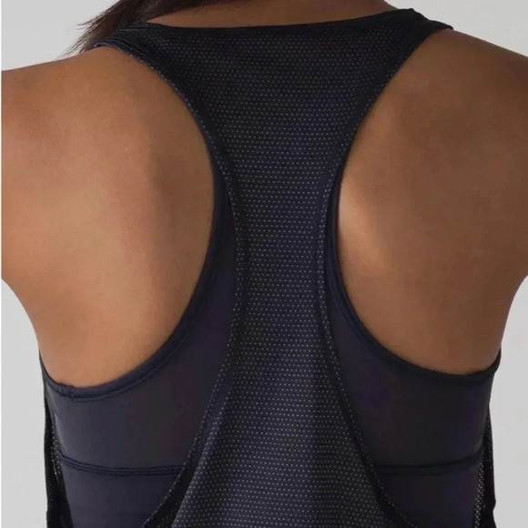 Lululemon  Pushing Limits Tank - Picture 3 of 10